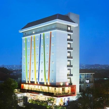 Hotel Amaris Simpang Lima Semarang Zewnętrze zdjęcie